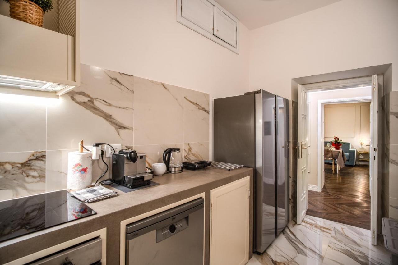 Take - Campo De Fiori - Luxury Apartment