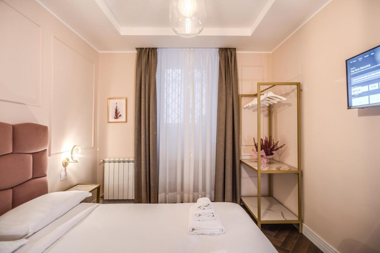Take - Campo De Fiori - Luxury *